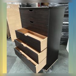 5 Drawer Dresser