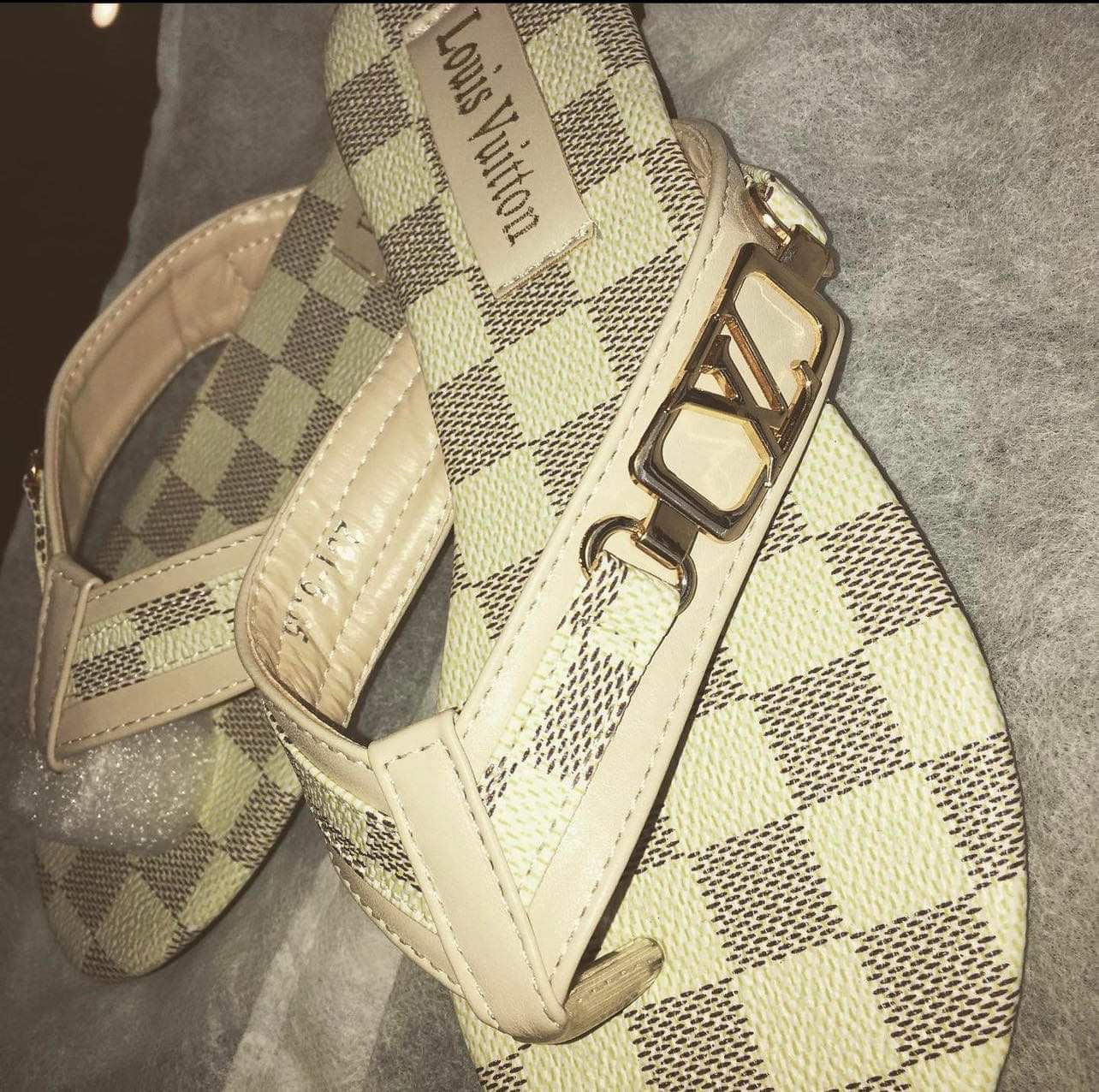 Louis Vuitton Sandals for Sale in Riverside, CA - OfferUp