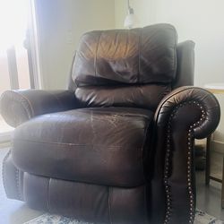 Living Spaces Recliner 