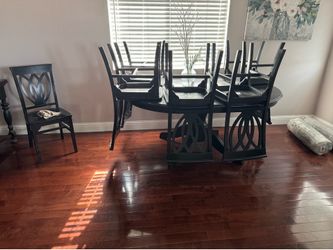 Dining Table and 6 chairs