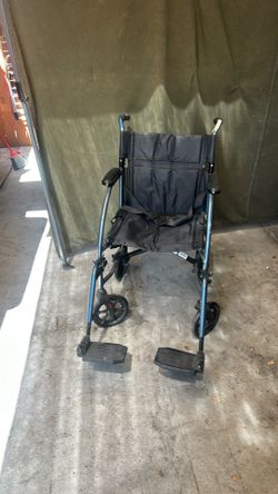 Like new NOVA Ultra Lightweight foldable