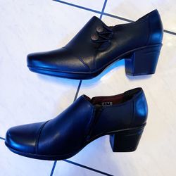 Brand New Clark’s Women’s Warren Heels