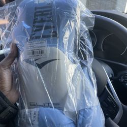 12oz Boxing Gloves Brand New With Bag 
