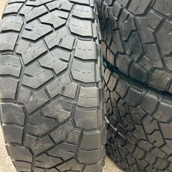 285 60 20 Toyo Open Country RT Used Tires 
