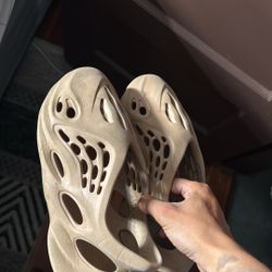 Yeezy Foam Runner 