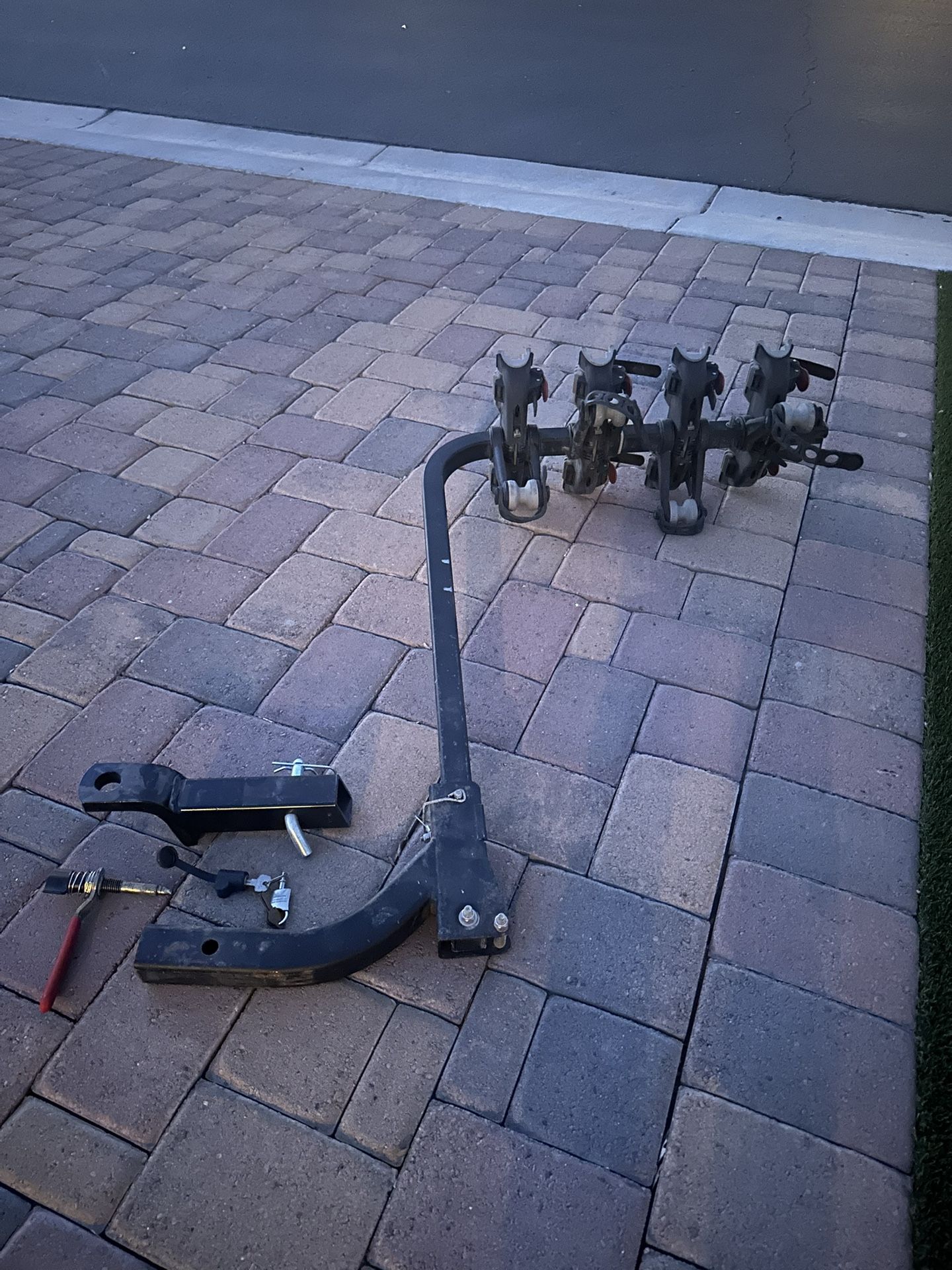 Yakima Bike Rack - Trailer Hitch Rack 4 bike
