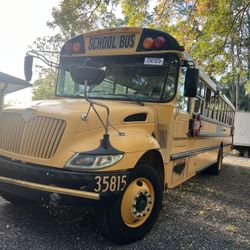 2013 Bus