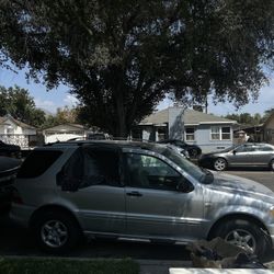 2001 Mercedes Benz ML320
