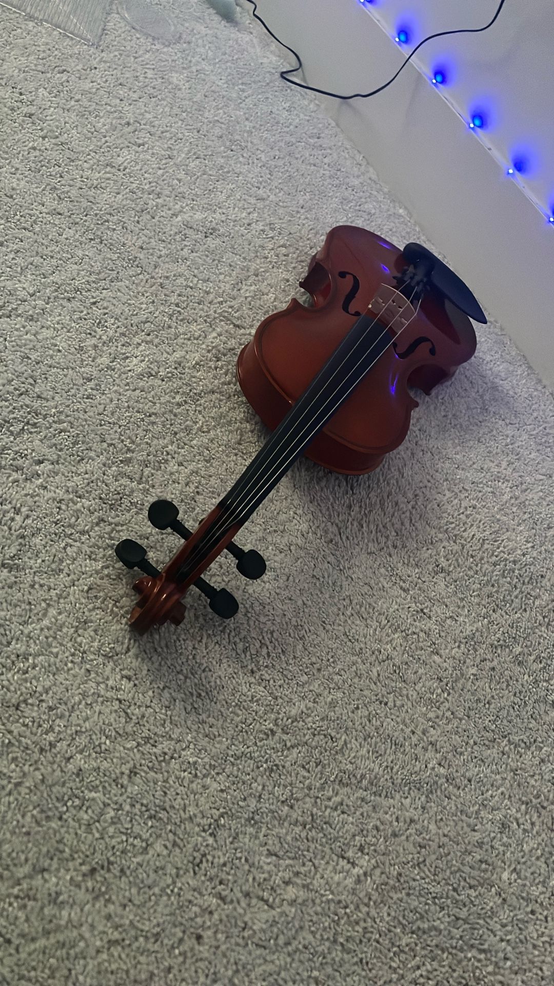 4/4 Violin, Fully Working And Sounds Great. Lowest Offer, Get It While You Can.