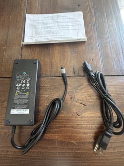 E-Bike Charger - 42V - NEW