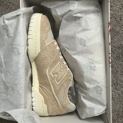 New Balance Sneaker