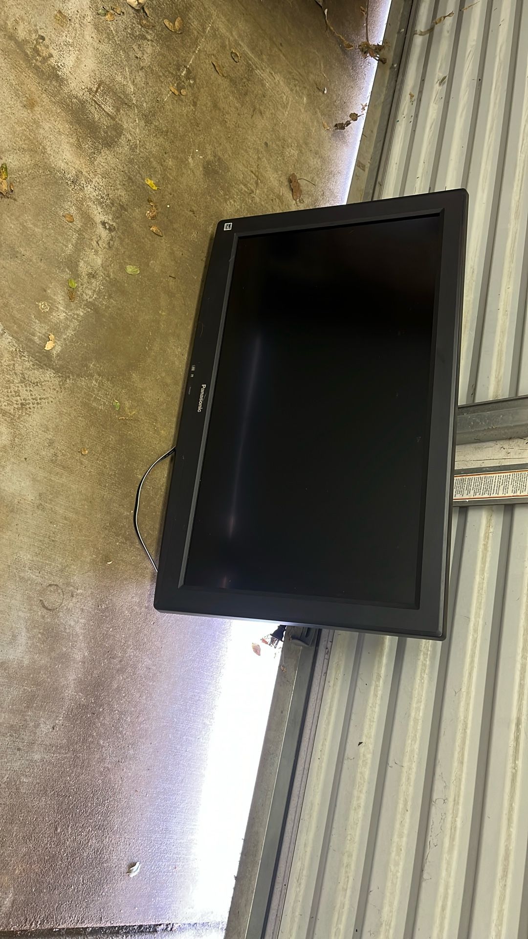 32” Panasonic TV