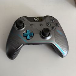 Xbox One Controller $60 Limited Edition Halo 5 Guardians Spartan (NO TRADES)