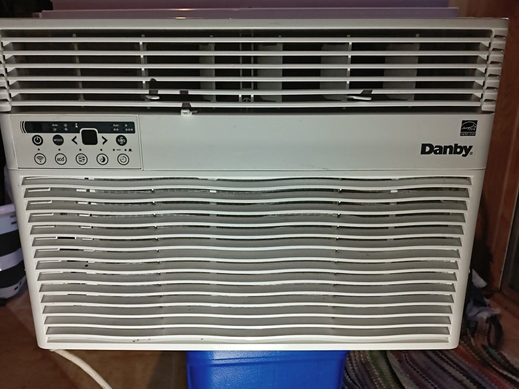 Danby 12,000 BTU Air Conditioner