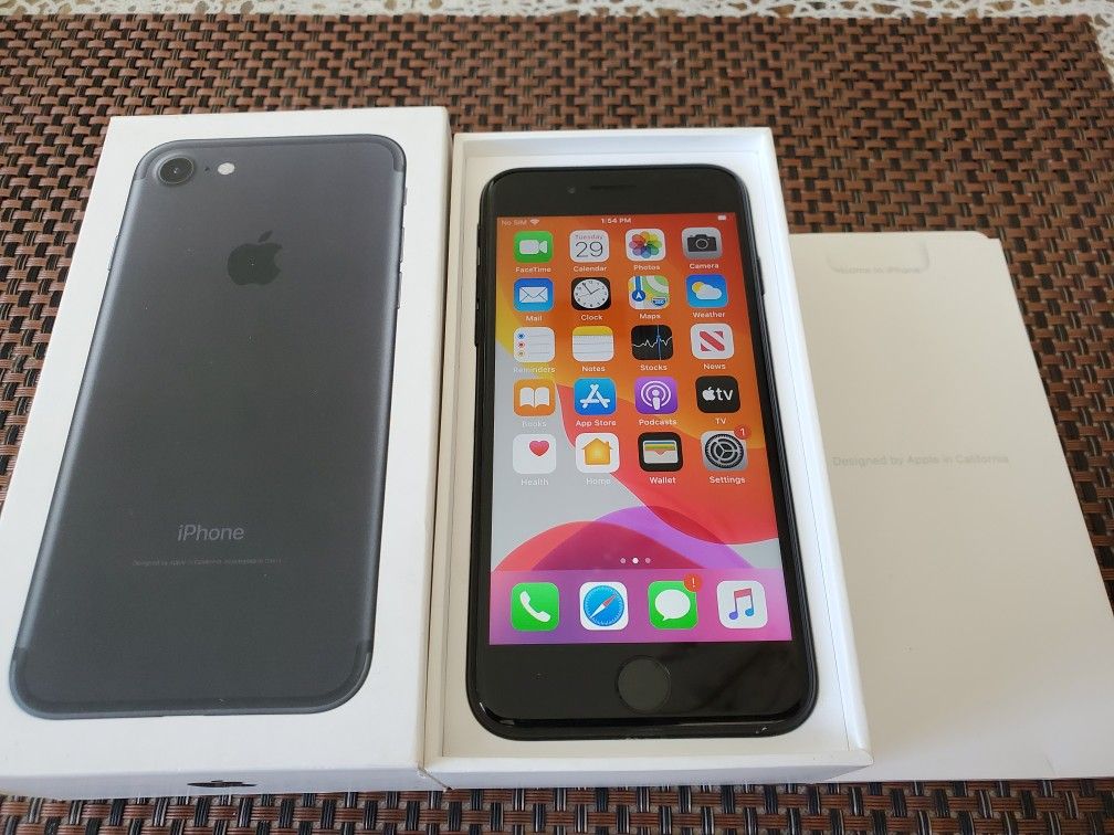 Apple iPhone 7 128GB Unlocked ATT Tmobile Metro Cricket H2O StraightTalk Red Pocket Family Go Phone AT&T
