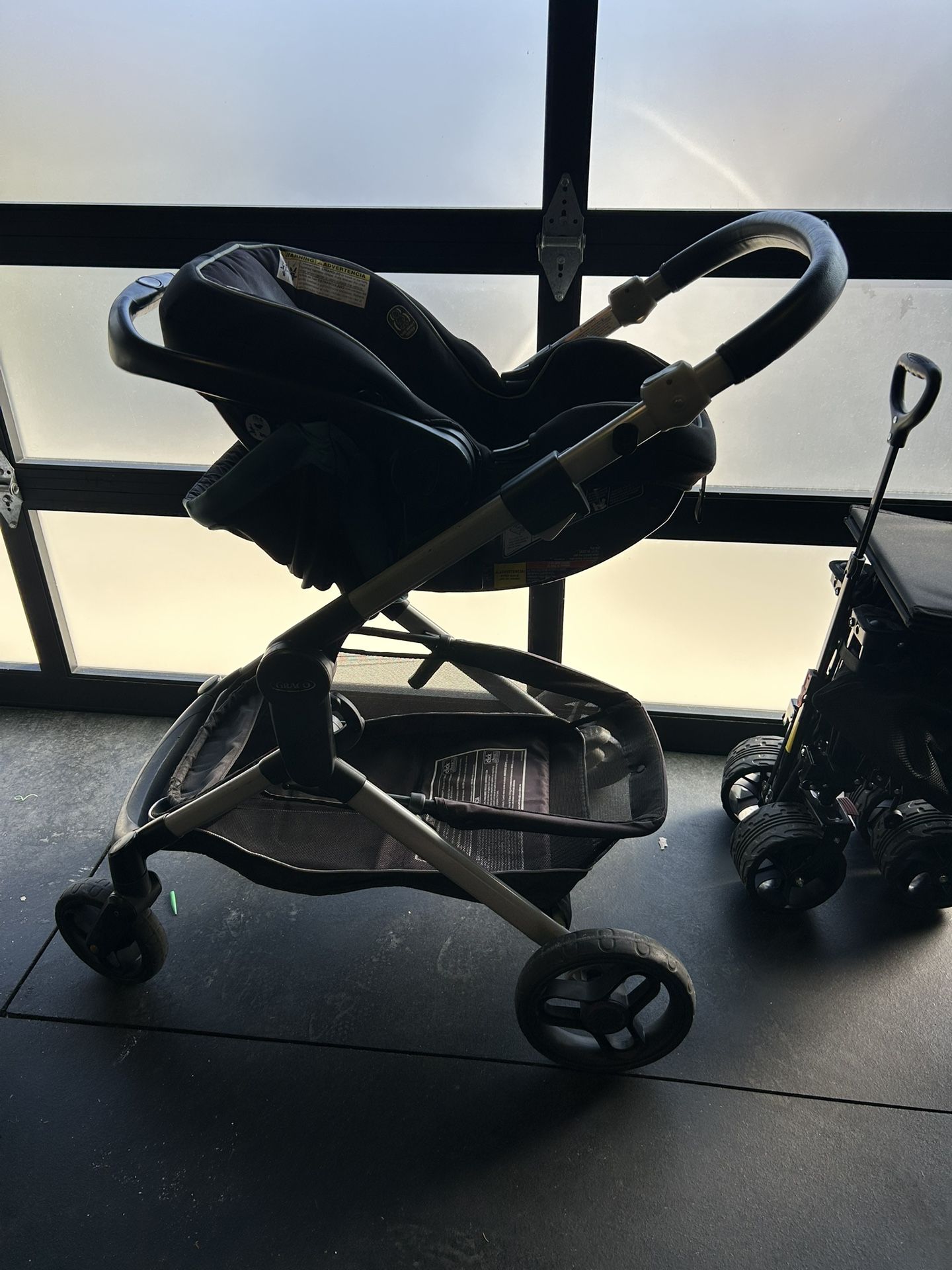 Graco Baby Stroller For Sale