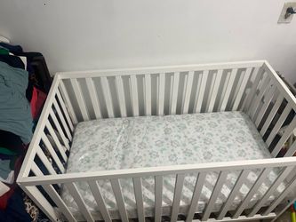 White Baby Crib with Mattress
