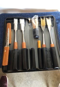 Ice carving tools
