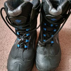 Columbian Kids Boots New