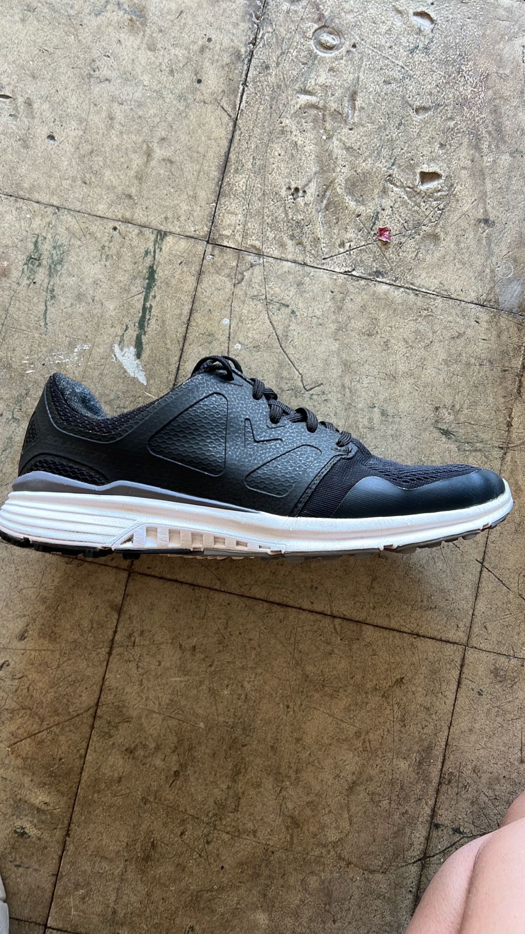 Callaway Solana XT, Spikeless (9.5 M), used