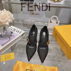 Fendi Women’s Shoes With Box 2025 New