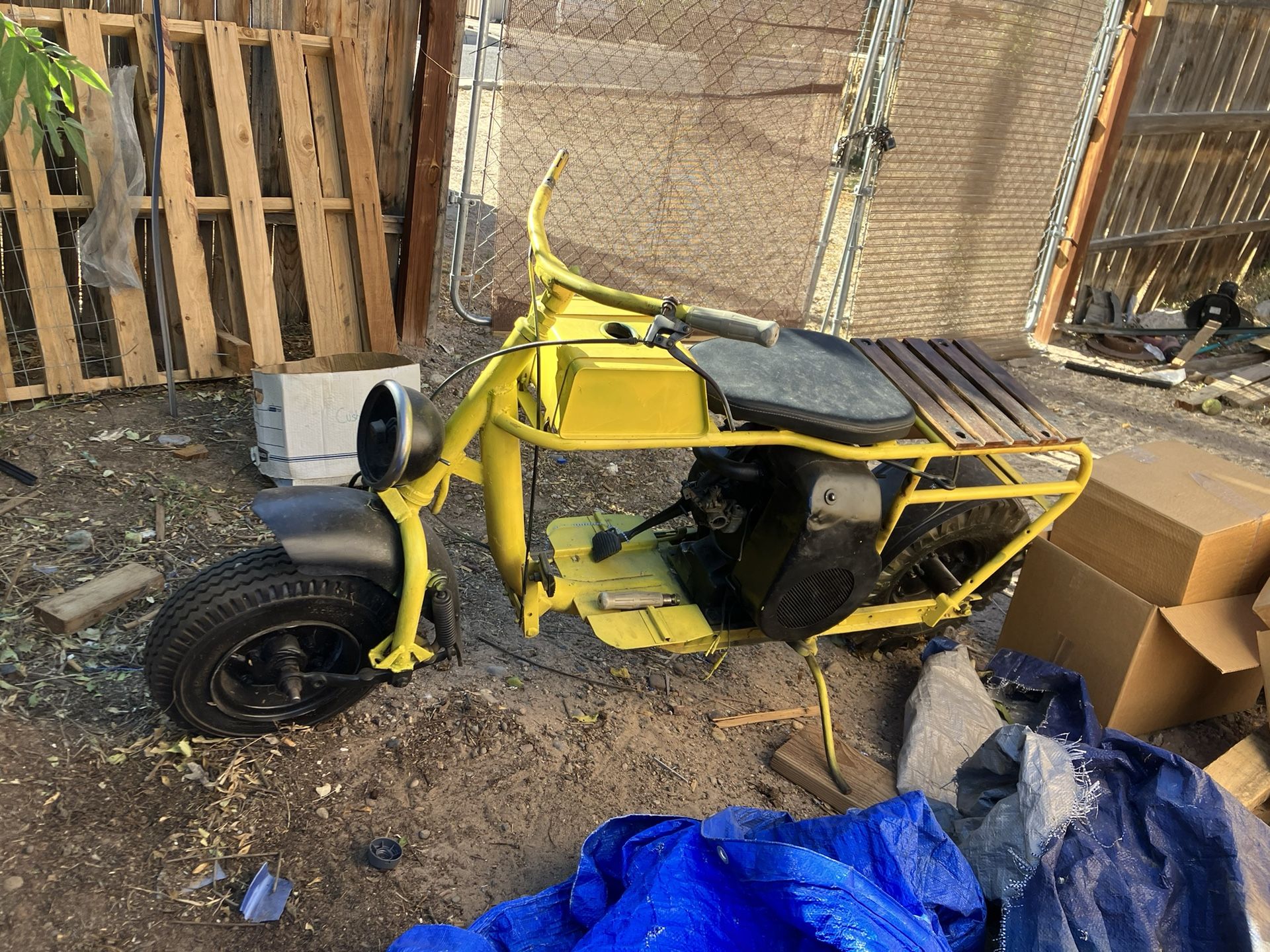 1961-63 Cushman Scooter Trailster
