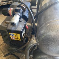Air Compressor 