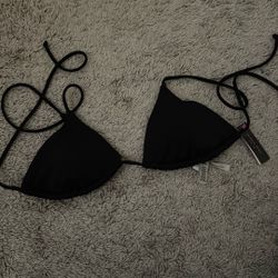 Medium Victoria’s Secret Bikini Top 