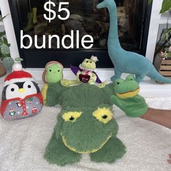 $5 Bundle of Stuffed Animals with Squishmallows and frog plushies 