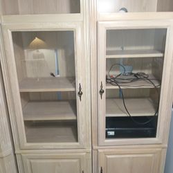 Three Piece Wall Unit, Excellent Condition Giving Away
