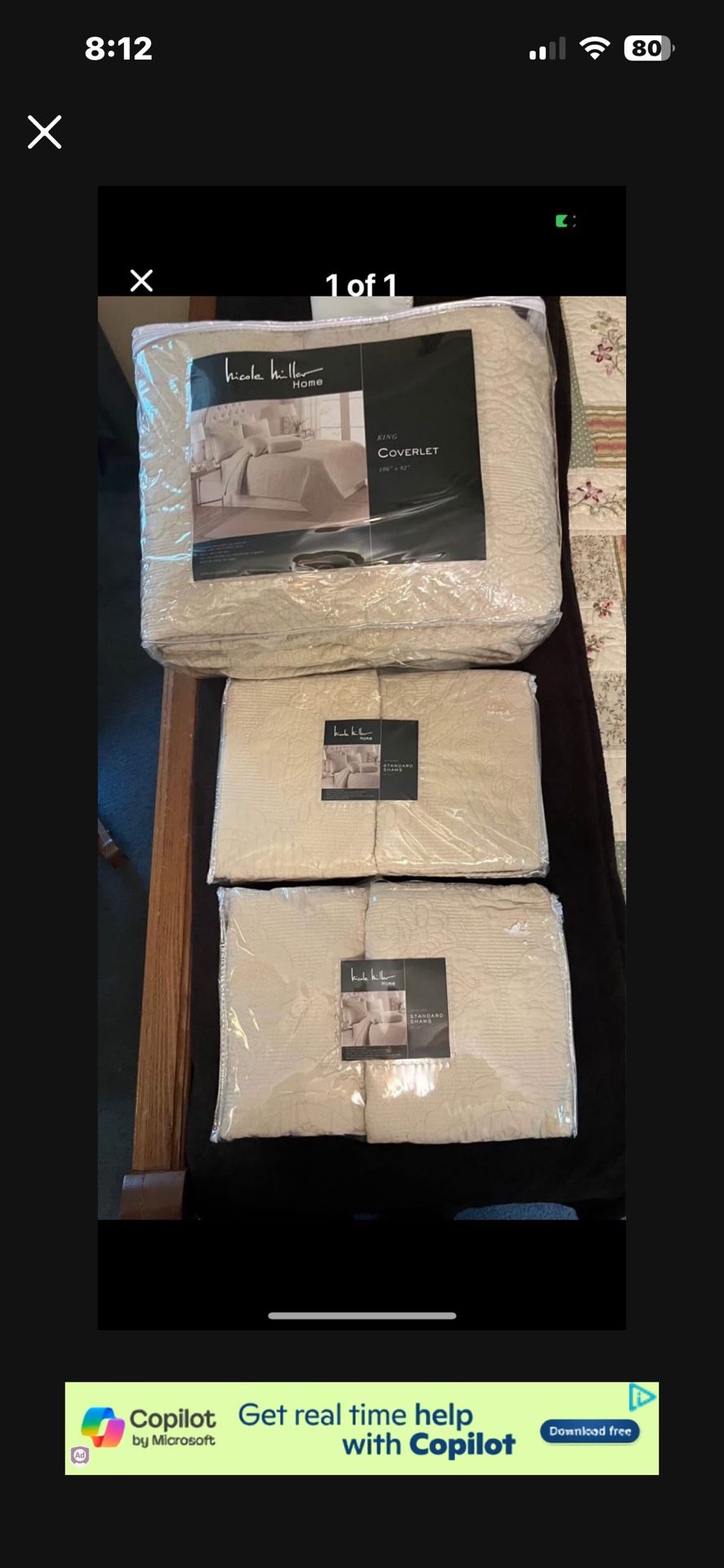 Bedspread/Coverlet With 4 Shams  (King)