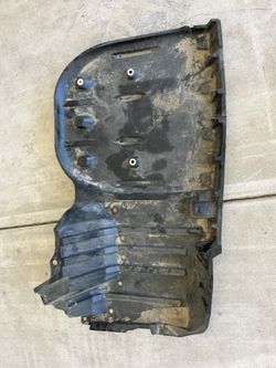 2019 Toyota Camry SE Rear Car Underbody Cover 