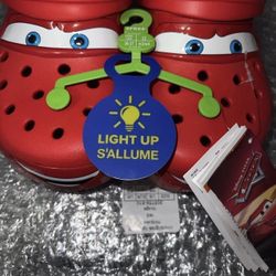 Lightning Mcqueen Crocs size 6