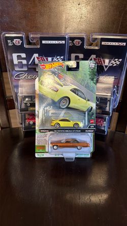 Hot wheels & auto world 95 celica & 76 Deville p-2