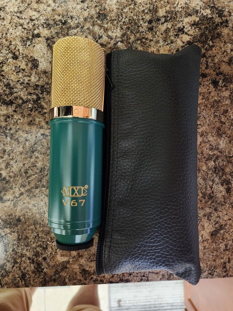 MXL V67G Condenser Microphone