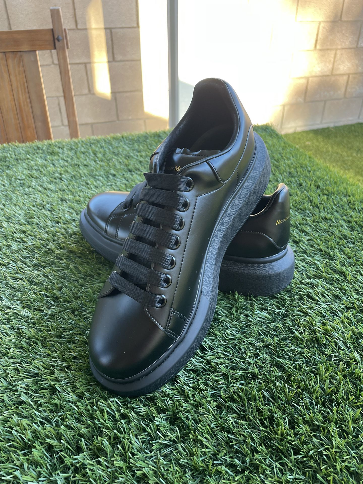 Alexander McQueen Triple Black New for Sale in Chino, CA - OfferUp