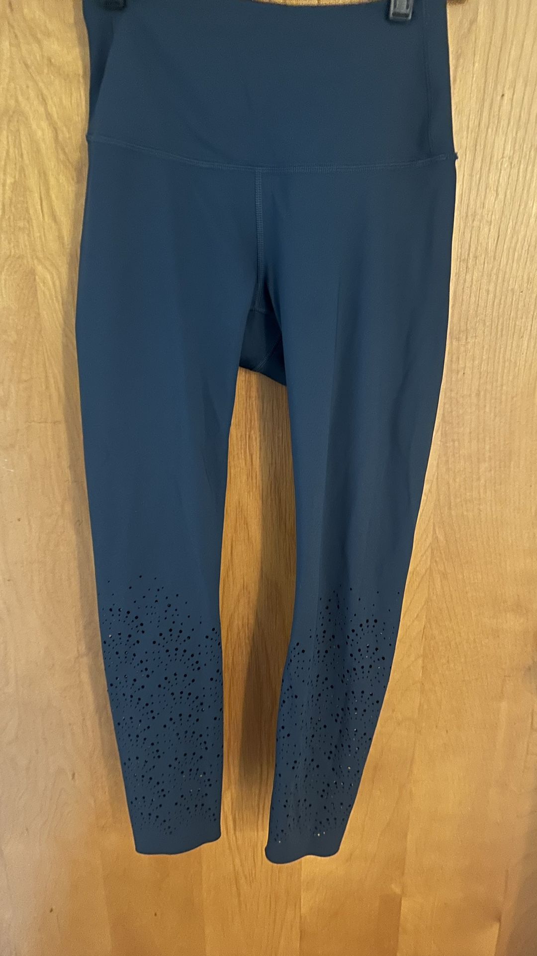 Calia by Carrie Underwood High-Waisted Leggings – Size Small