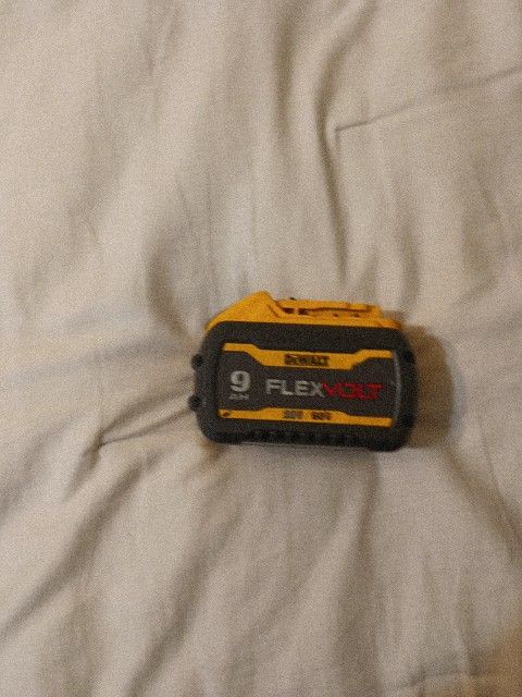DeWalt Battery 9 AH , 20v/60v $90
