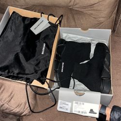 Authentic Balenciaga Speed 2.0