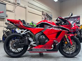 2017 Honda CBR600RR