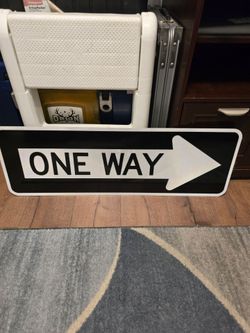 One way sign