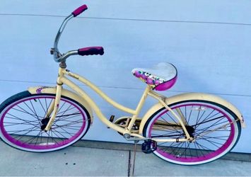 Huffy Cranbrook Beach Cruiser Bike Bicycle Woman Female Girl