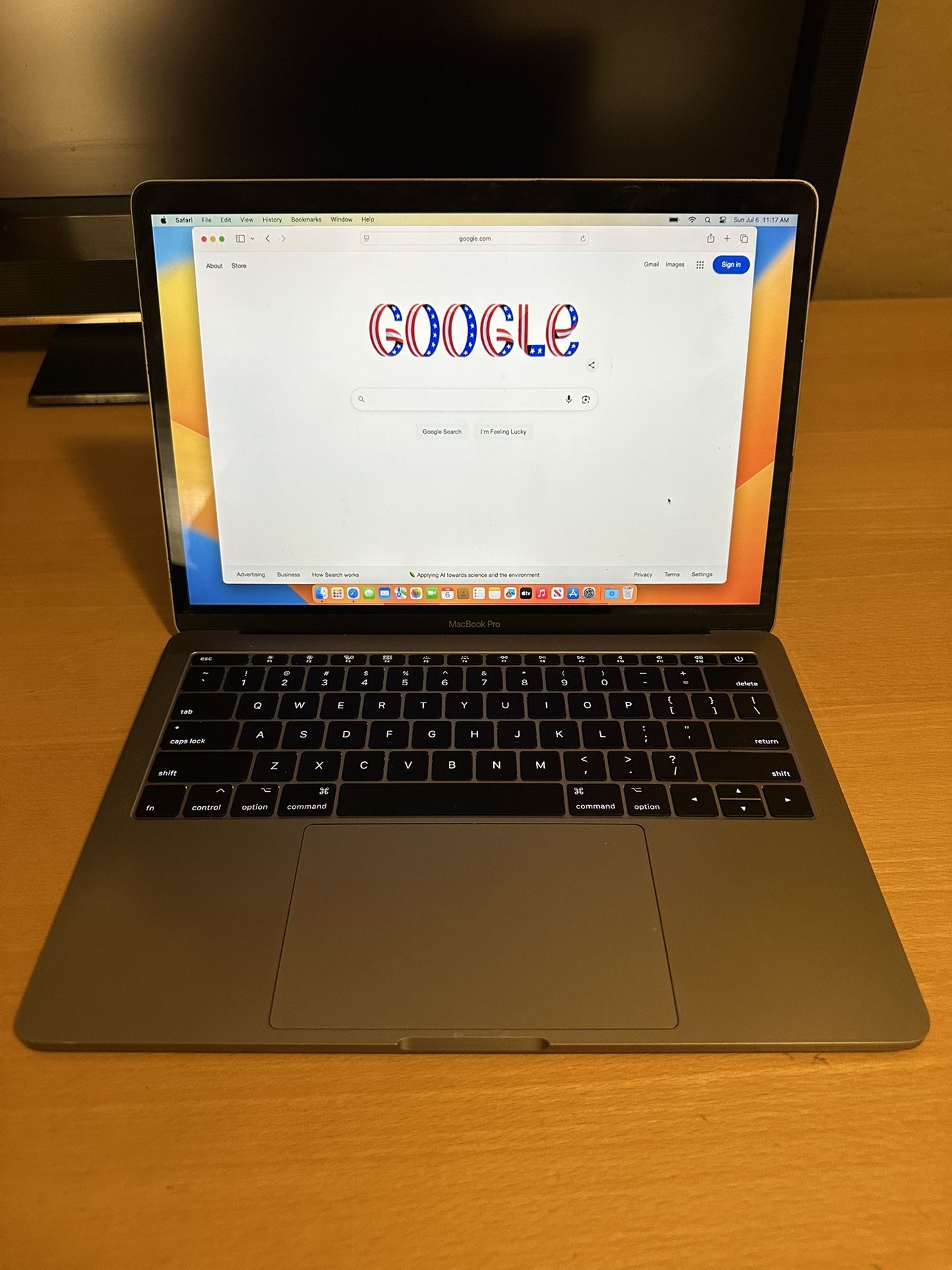 Apple MacBook Pro 13” 16GB