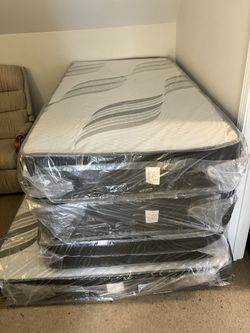 Are You Looking For A New Mattress? We Have The Best Quality & Low Prices. Twin At $99. Hablamos Español.