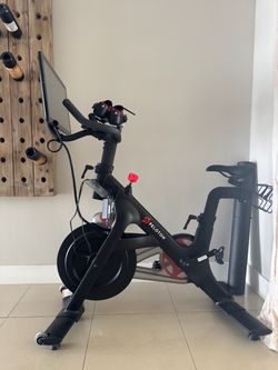 Peloton Bike + Accessories Bundle – Ready to Ride!