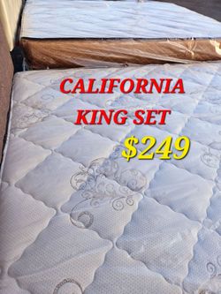 CALIFORNIA KING  SET === 》》 $249  *( MATTRESS AND BOX SPRING  )