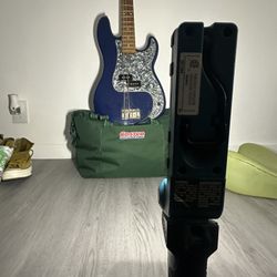 FENDER SQUIER BASS P-BASS GUITAR 