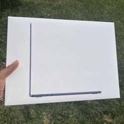 15” Apple MacBook Air laptop m4 chip 16gb 256gb 