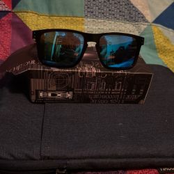 Oakley Holbrook Black Metal Sunglasses 