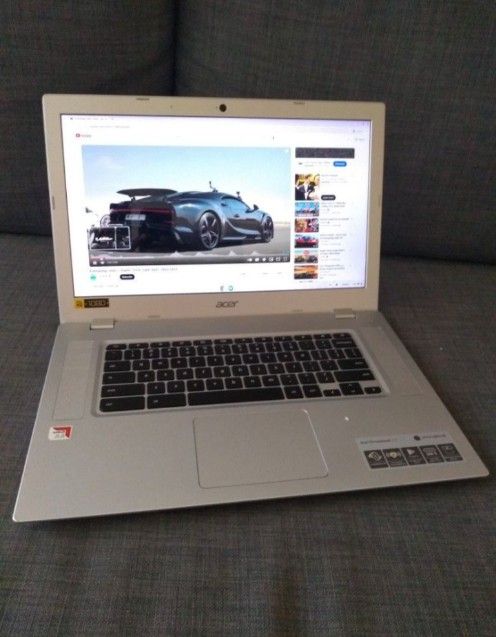 Acer Chromebook 315 Touch Screen 15" LAPTOP NOTEBOOK COMPUTER Working Great And Charger